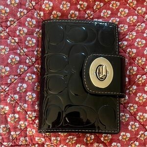 Coach Black Patent Leather Signature Turnlock Wallet